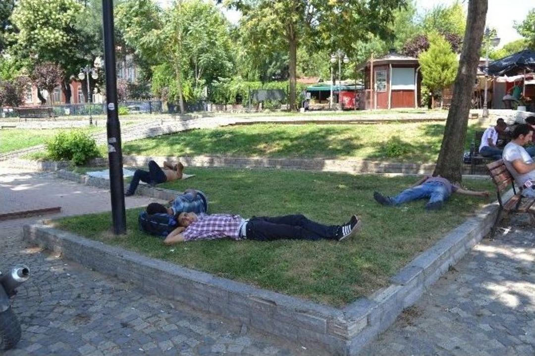 Suriyelilerin Edirne Sıcağıyla İmtihanı
