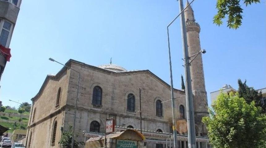 Ulu Cami Aslına Uygun Restore Edilecek