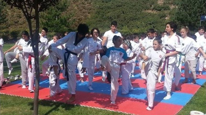 B&uuml;y&uuml;kşehir Belediyesi Yaz Spor Okulları Sona Erdi