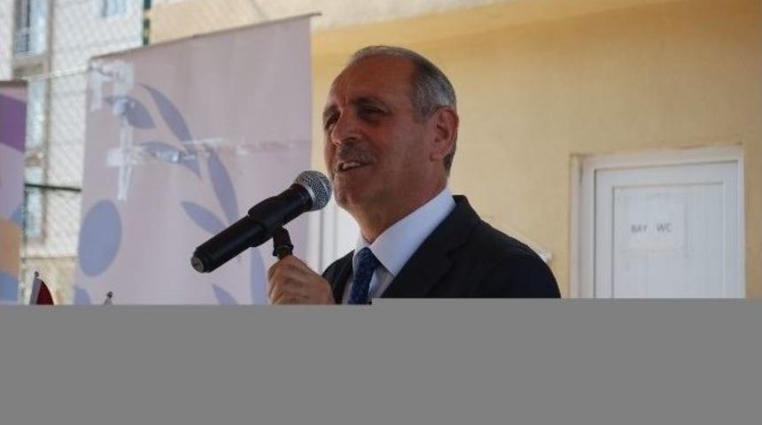 Protokol &Uuml;yeleri &Ccedil;ocuklarla Ma&ccedil; Yaptı