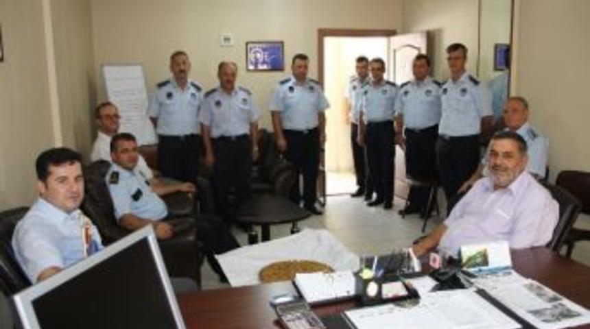 Akyazı Protokol&uuml; Zabıta Haftasını Kutladı