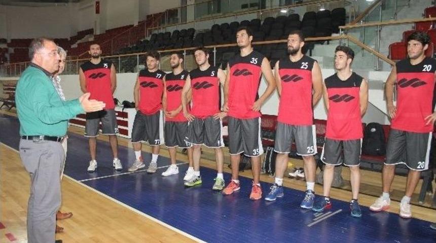 Yalova&rsquo;nın Dev Adamlarına Salman&rsquo;dan Tatlı Dopingi