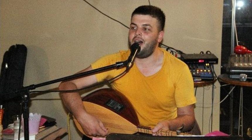 Ereğlili Metin Bekar Rısıngstar&rsquo;da İkinci Tur İ&ccedil;in Destek İstedi