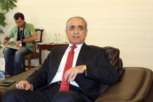 Bakan Top&ccedil;u ya Memleketinde Coşkulu Karşılama 1