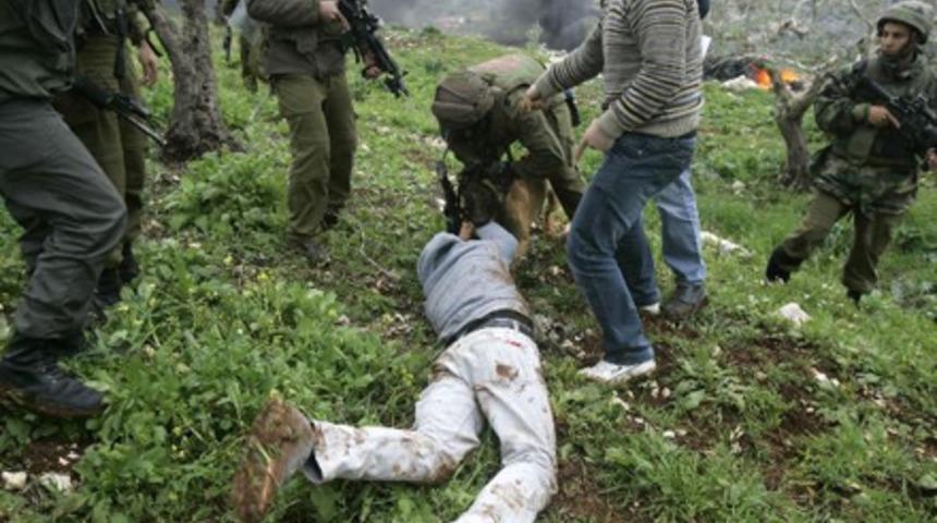 Filistinli gence k&ouml;pekli işkence