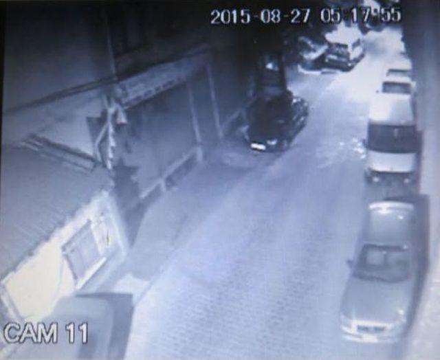 Hasta Kızı I&ccedil;in Aldığı Otomobili &Ccedil;almışlar 3