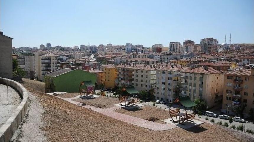 Pursaklar&rsquo;da Park &Ccedil;alışması Devam Ediyor