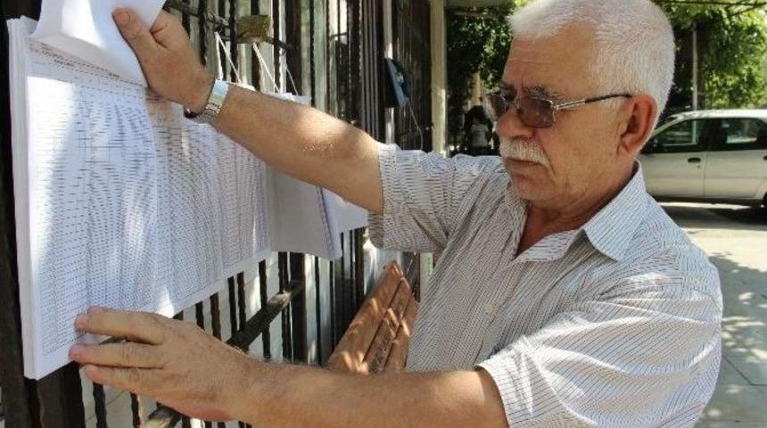 Se&ccedil;men Listeleri Muhtarlıklara Asıldı