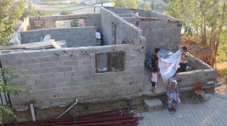 Çatısız Evde Yaşam Mücadelesi