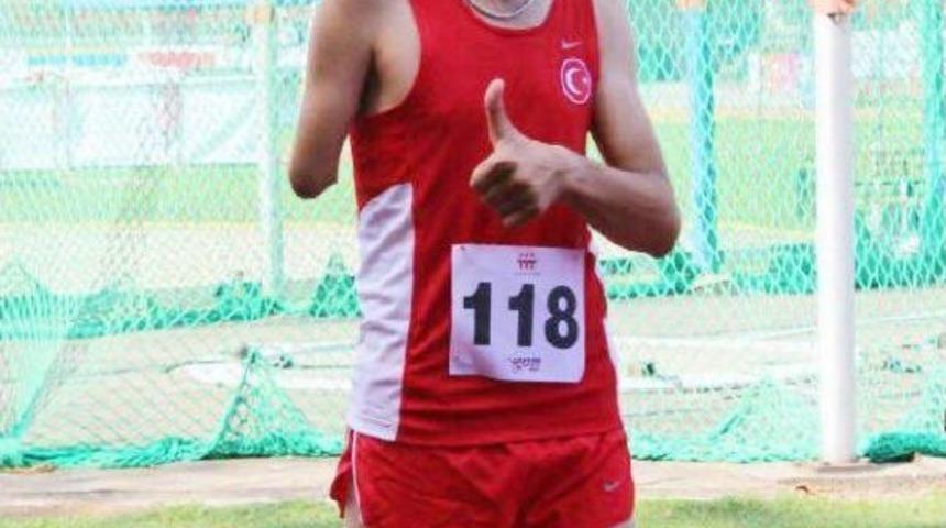 Cahit Madalyaya Koştu