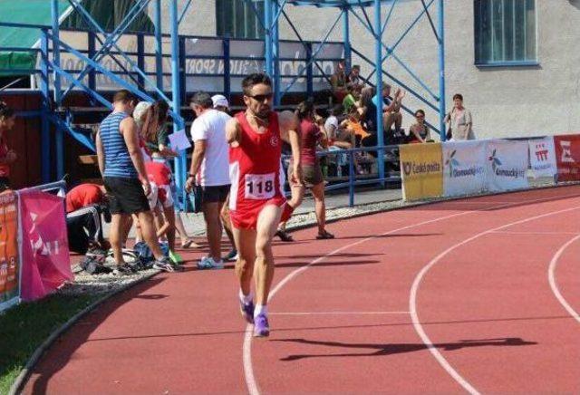 Cahit Madalyaya Koştu 3