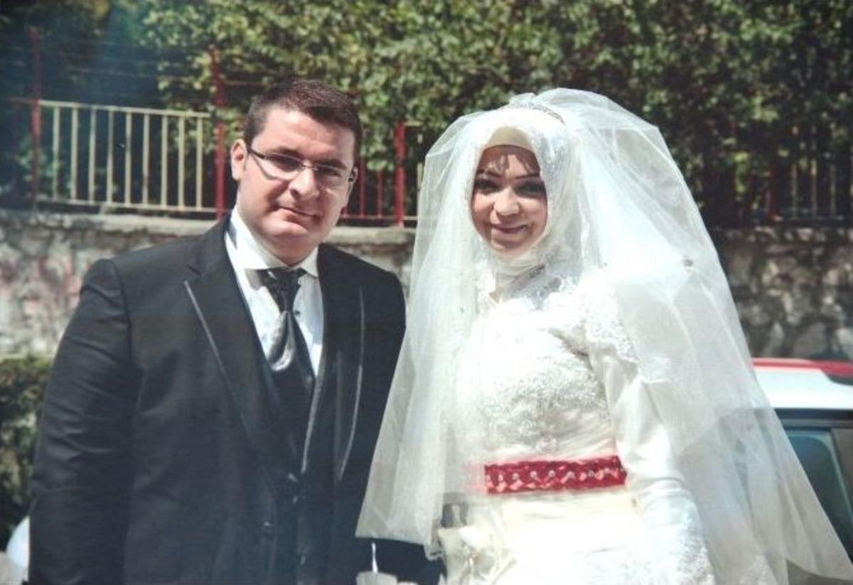 Şehit Polisin Ailesinin Sokağı T&uuml;rk Bayrakları İle Donatıldı