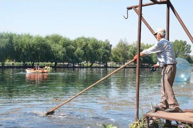 Ceyhan Nehri’ndeki Kirlilik Ortadan Kaldırılıyor