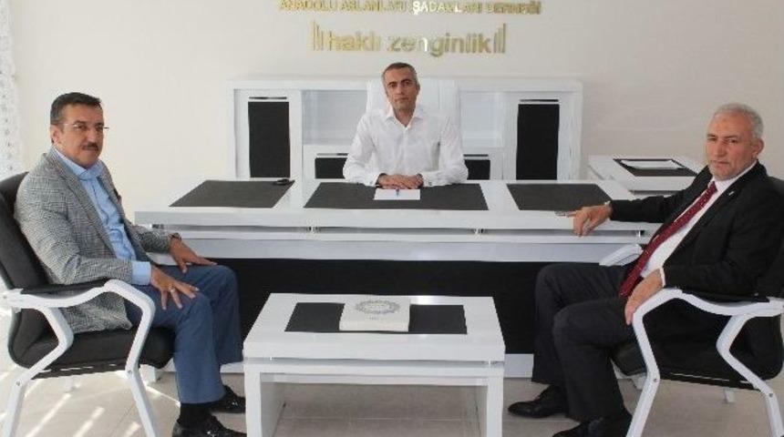 T&uuml;fenk&ccedil;i Askon&rsquo;u Ziyaret Etti