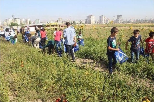 Kayserili Yetimler Suriyeli Yetimlere Sahip Çıktı