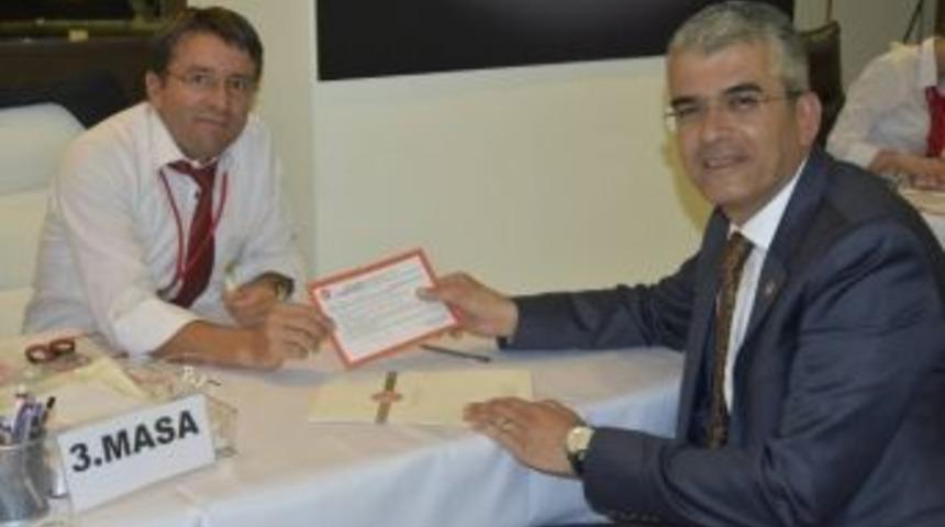 Mhp Milletvekili Tarkan Akıllı Aday Adaylığı Başvurusunu Yaptı