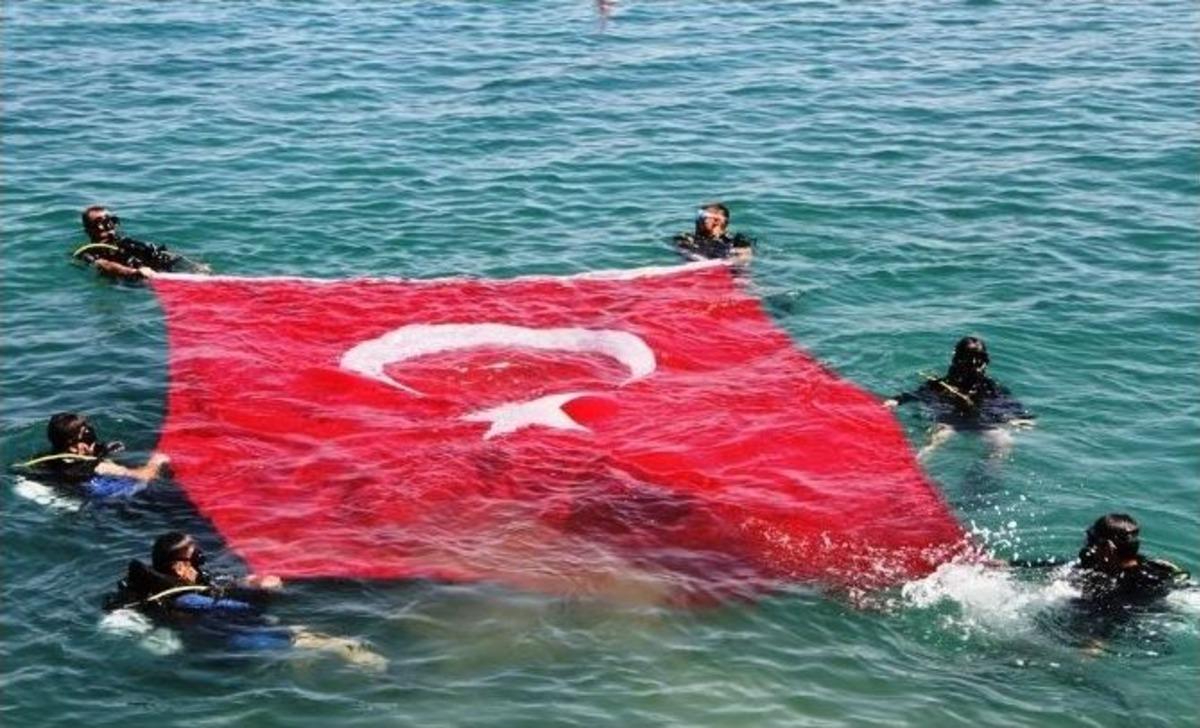 6. Van Denizi Su Sporları Festivali Başladı