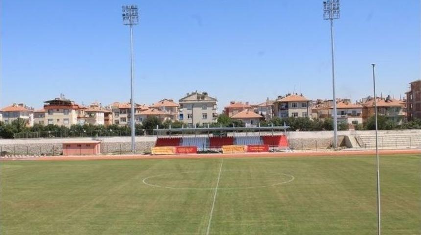 Kısacık, Kemal Kaynaş Stadında İncelemelerde Bulundu