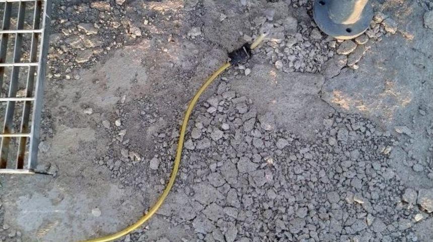 G&uuml;r&uuml;n&rsquo;de Bakır Kablo Hırsızları Yakalandı