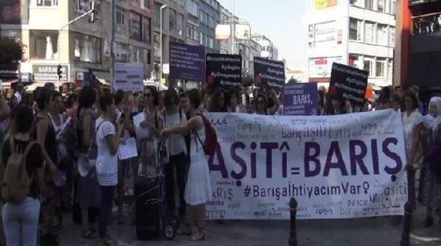 Kadınlardan Tefli, Zilli "barış" Eylemi