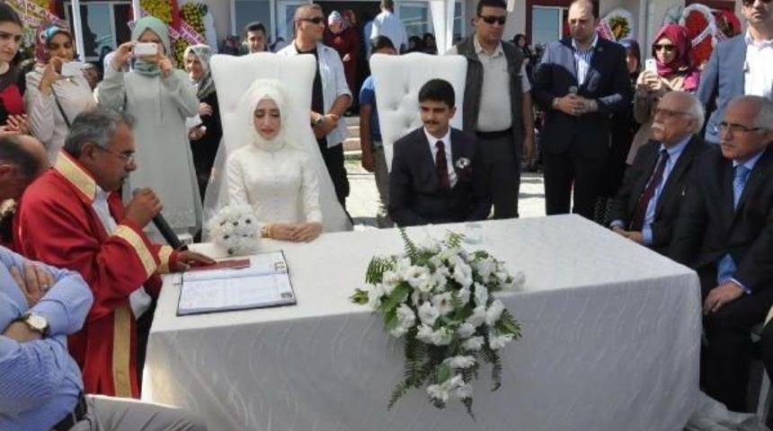 Bakan Avcı, Başkanı Olduğu T&uuml;rk D&uuml;nyası Vakfı'nın Logosunu Tanıttı (2)