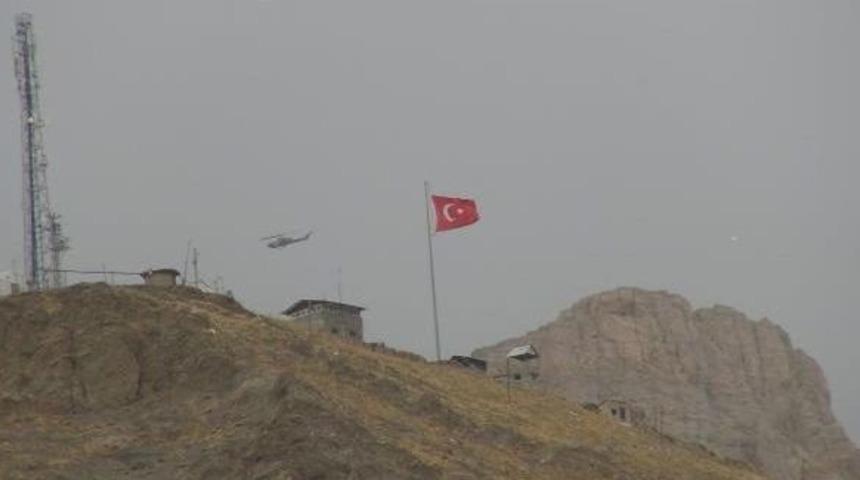 Hakkari'de Helikopter Hareketliliği