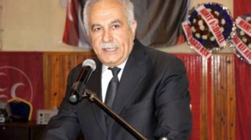 Murat Başesgioğlu Aday Olmayacağını A&ccedil;ıkladı