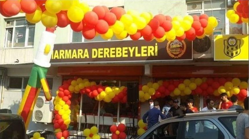 Marmara Derebeyleri Dernek Binasını A&ccedil;tı