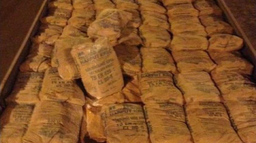 Tır'da Ka&ccedil;ak Sigaraya G&ouml;zaltı