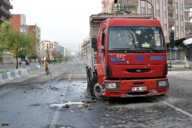 Sokağa Çıkma Yasağının Sürdüğü Cizre'de Çatışmalar Bitmedi(2)