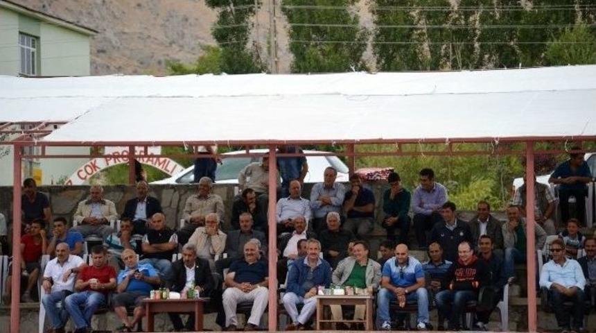 Plaj Futbolu Şampiyonu Adilcevaz Belediye Spor Oldu