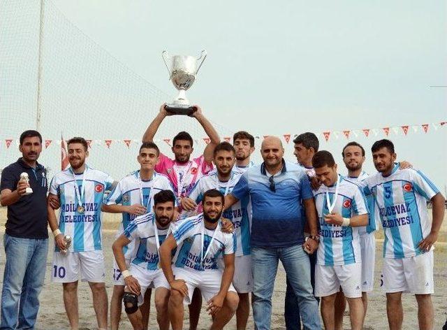 Plaj Futbolu Şampiyonu Adilcevaz Belediye Spor Oldu 3
