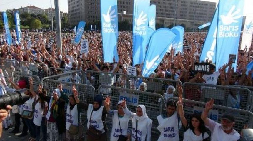 Bakırköy Halk Pazarı'nda "barış Mitingi"...