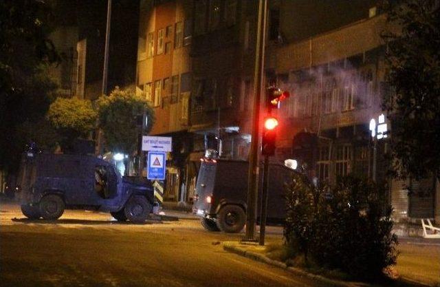 Polis Araçlarına Molotoflu Saldırı 1