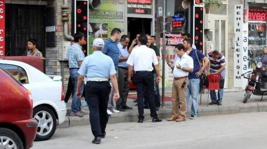 Eskişehir&rsquo;de Hdp İl Binası &Ouml;n&uuml;nde Protesto