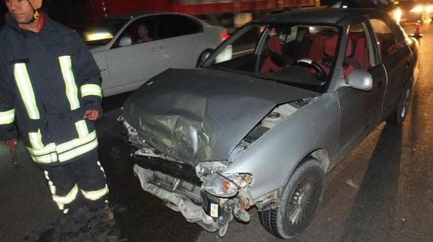 Kocaeli&rsquo;de Trafik Kazası: 4 Yaralı