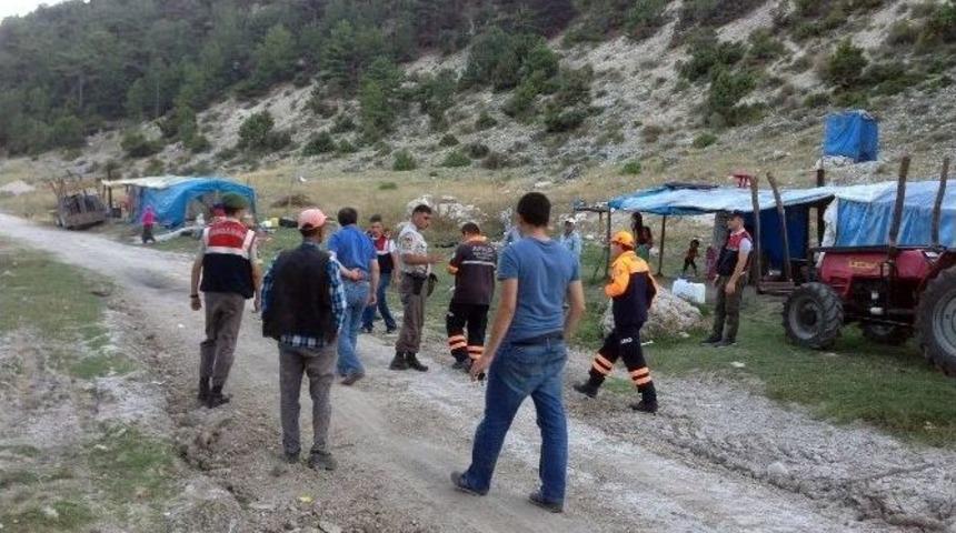 Koca Dayağından Ka&ccedil;an Kadın 28 Saat Sonra Ahırda Bulundu