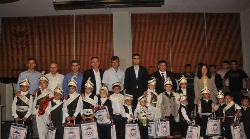 Emet&rsquo;in Kurtuluş Yıl D&ouml;n&uuml;m&uuml; Buruk Bir Şekilde Kutlandı