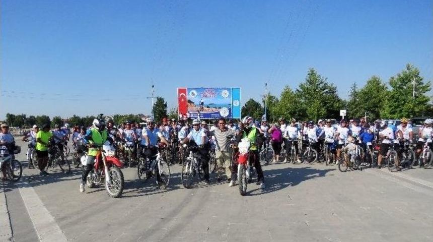 Beyşehir Gölü Etrafı Bisiklet Turu Tamamlandı