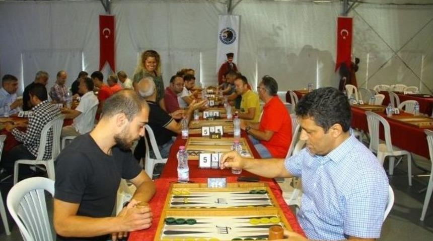 Kartal Belediyesi 1. Tavla Turnuvası Sona Erdi