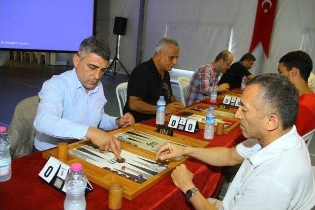 Kartal Belediyesi 1. Tavla Turnuvası Sona Erdi