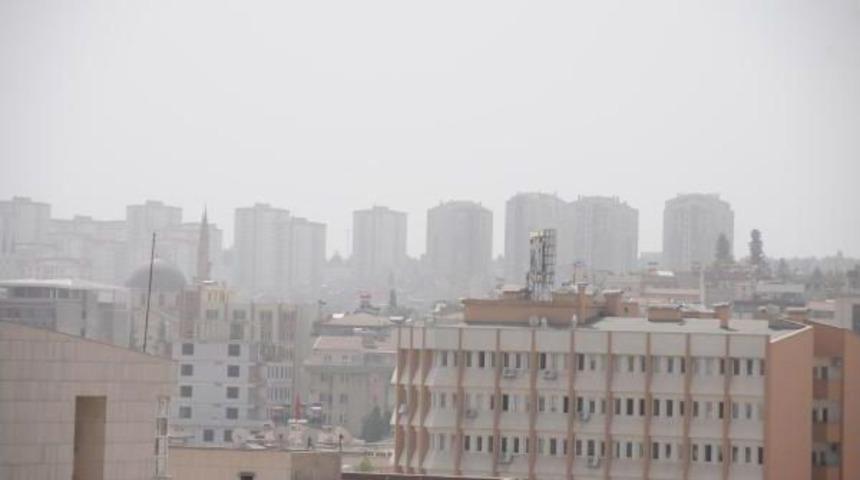 Gaziantep&rsquo;I Toz Bulutu Kapladı