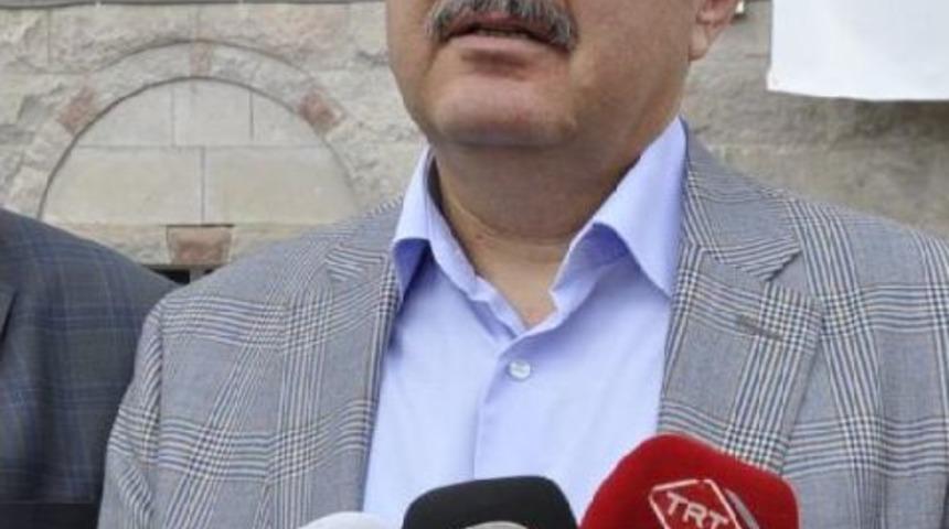 Kars'ta Karakurt- Kağızman Yolunun A&ccedil;ılması I&ccedil;in &Ccedil;alışmalar S&uuml;r&uuml;yor