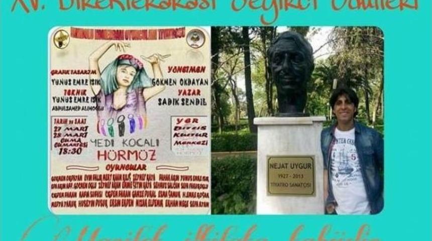 Bitlisli Tiyatroculara &Ouml;d&uuml;l