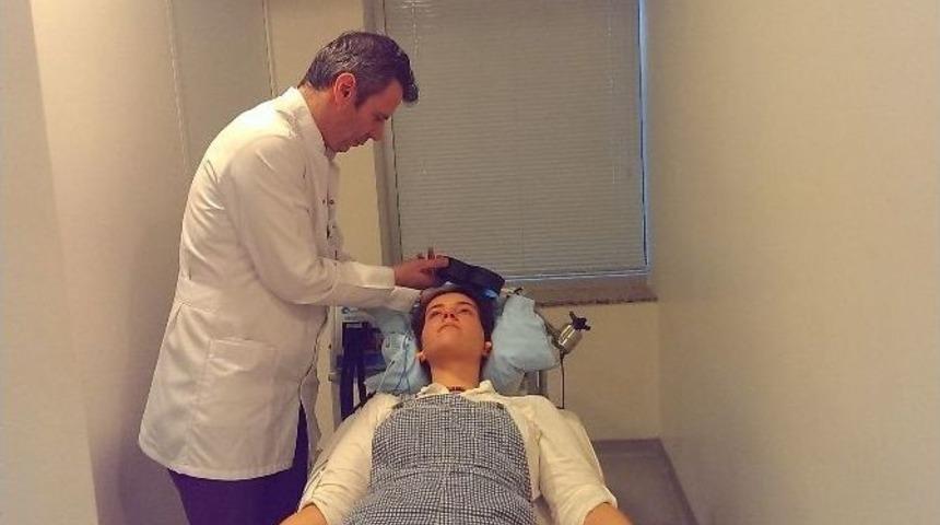 Tms Tedavisi Y&uuml;z G&uuml;ld&uuml;r&uuml;yor