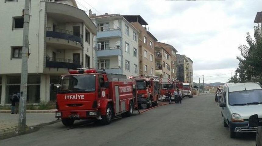 Kombide &Ccedil;ıkan Yangın Paniğe Neden Oldu