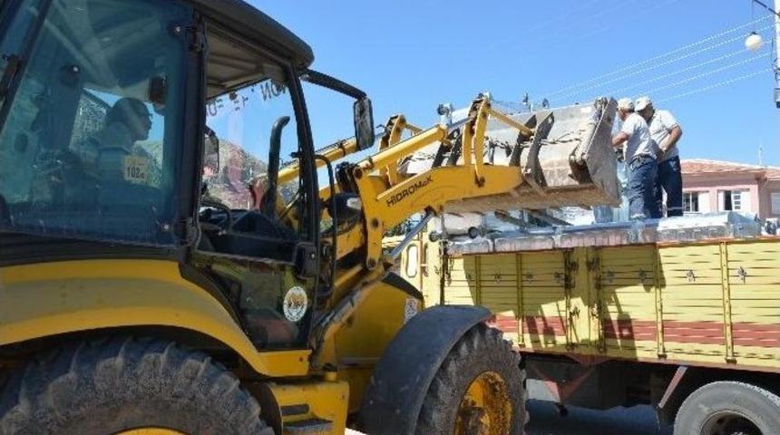 İn&ouml;n&uuml; Belediyesi 410 Yeni &Ccedil;&ouml;p Konteyneri Aldı