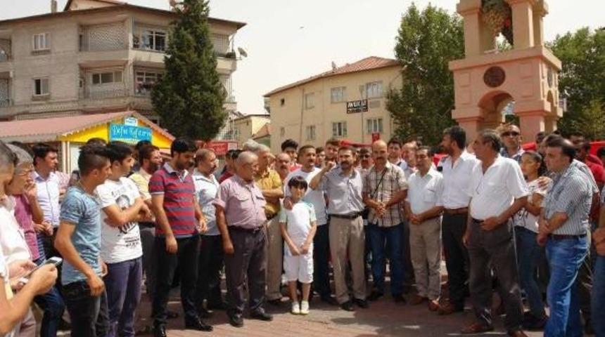 G&ouml;lbaşı'nda Dağlıca Protestosu