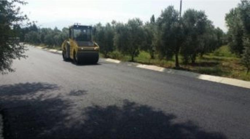 &Uuml;reğil Girişindeki 2 Kilometrelik Yol Asfaltlandı