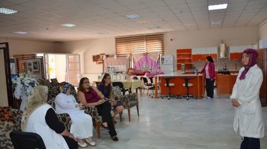 Dağlıca Saldırısı Nedeniyle &ldquo;h&uuml;nerli Eller&rdquo; Sergisi İptal Edildi